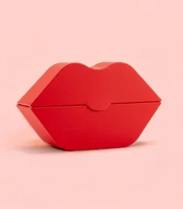 Lip Shaped Boxes